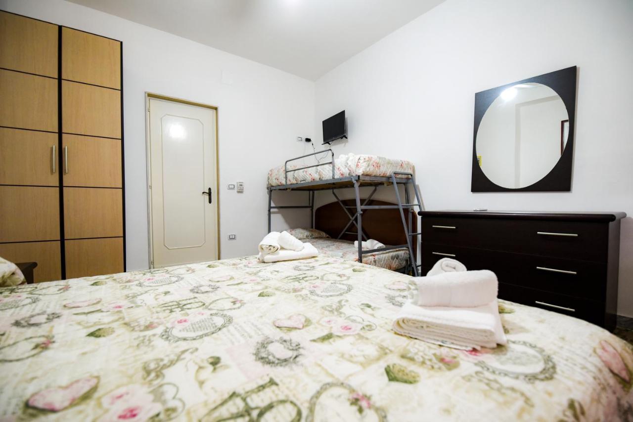 Sea Salento Casa Vacanze ปุนตาปรอสชุตโต ภายนอก รูปภาพ